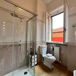 Oro Apartment, *