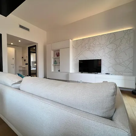 Oro Apartment, 아파트 라팔로