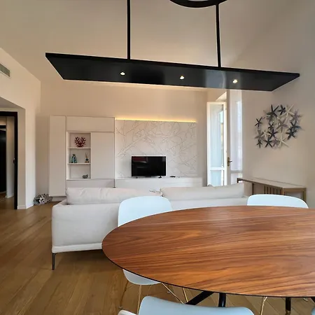 Oro Apartment, 아파트 *